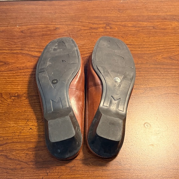 Antonio Melani Tan Perforated Women’s Slip-Ons - Picture 5 of 6